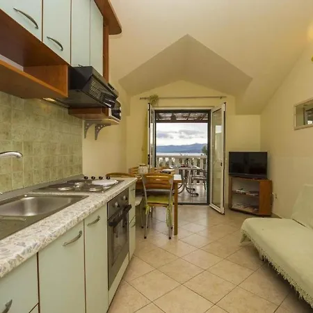 In With Sea View, Terrace, Air Conditioning, Wifi 5121-2 Apartment
