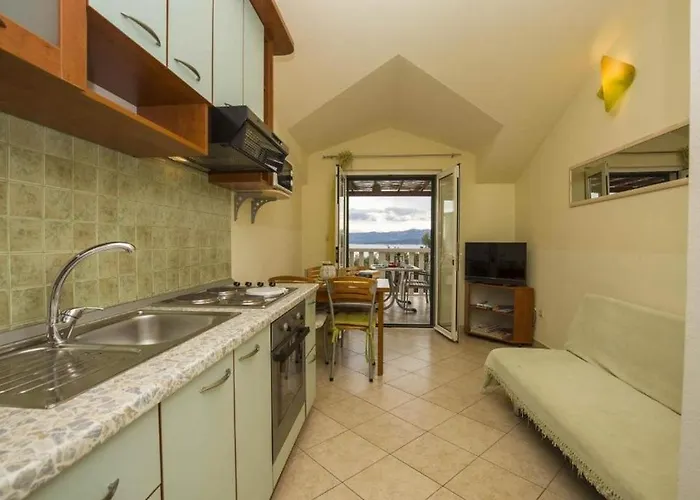 In With Sea View, Terrace, Air Conditioning, Wifi 5121-2 Appartamento
