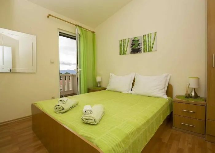 In With Sea View, Terrace, Air Conditioning, Wifi 5121-2 Appartamento *